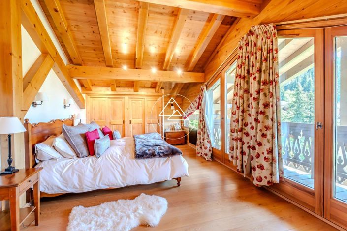 Image No.15-4 Bed House for sale