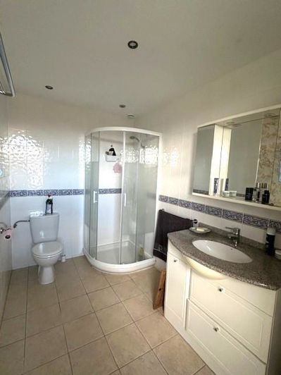 Image No.13-4 Bed House for sale