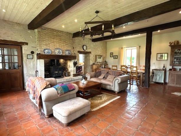 Image No.4-4 Bed House for sale