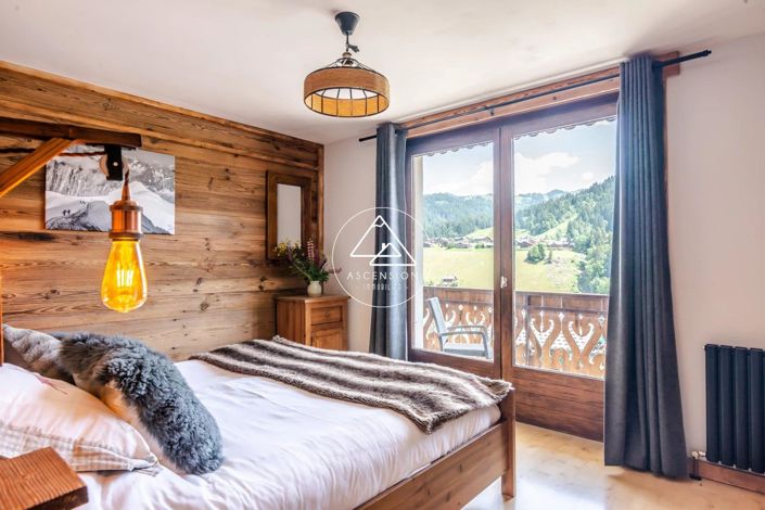 Image No.8-13 Bed House for sale