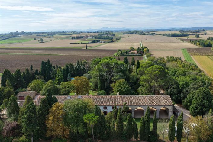 Image No.1-9 Bed House for sale