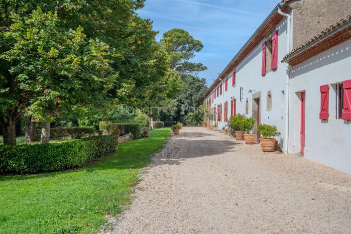 Image No.29-9 Bed House for sale