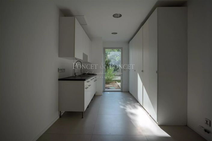 Image No.15-6 Bed House for sale