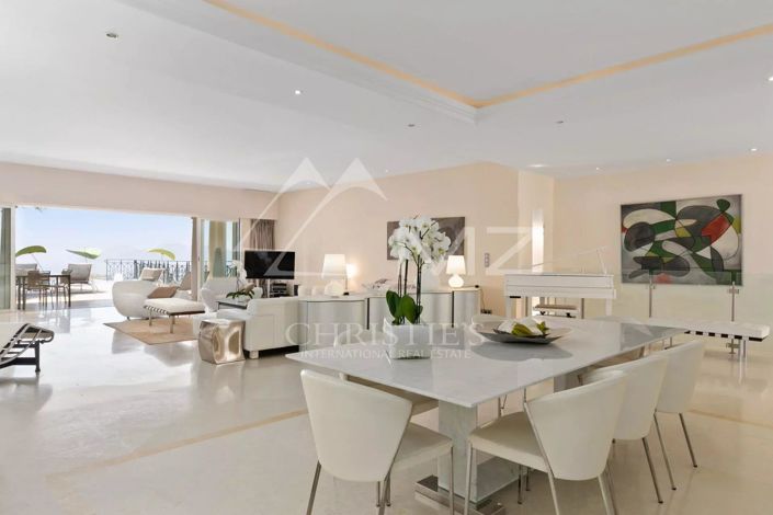 Image No.6-7 Bed House for sale