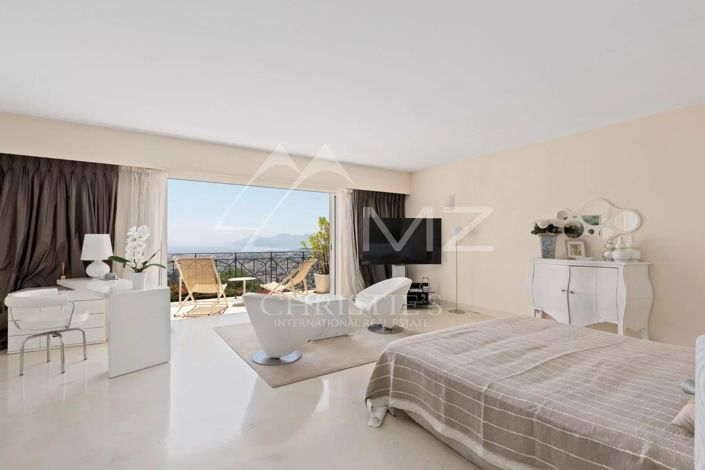 Image No.7-7 Bed House for sale