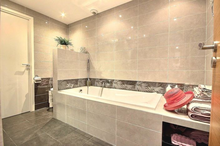 Image No.12-House for sale