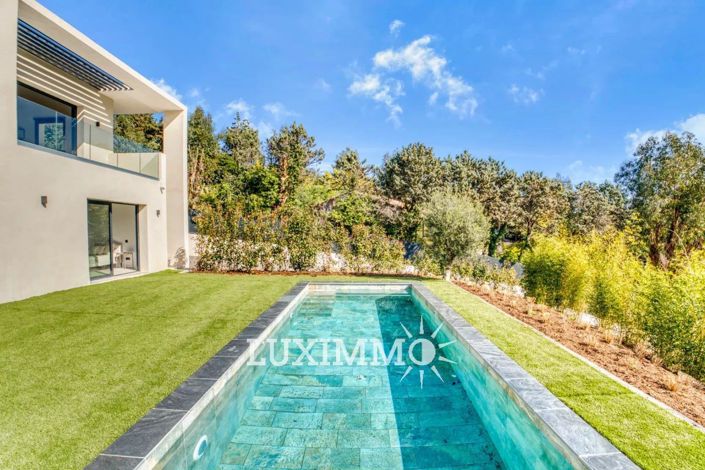 Image No.15-4 Bed House for sale