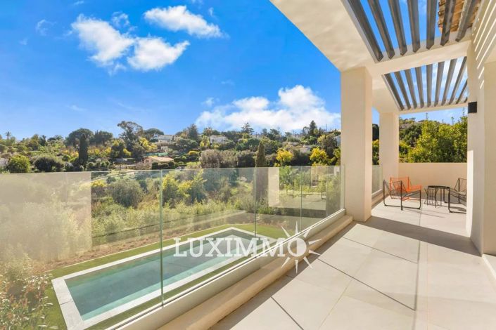 Image No.3-4 Bed House for sale