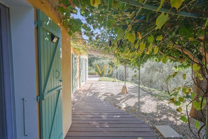 Image No.11-4 Bed House for sale