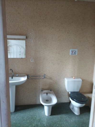 Image No.20-4 Bed House for sale