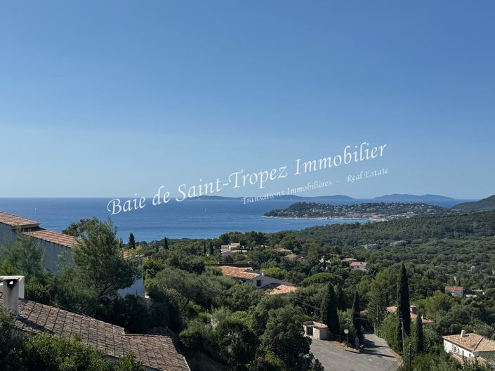 Image No.1-5 Bed House for sale