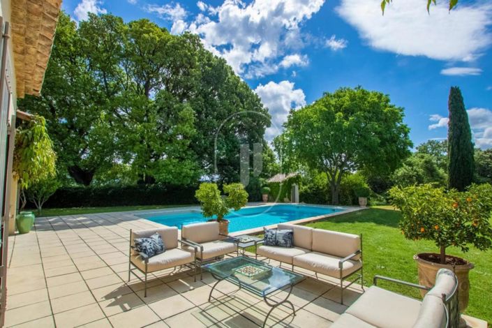 Image No.12-4 Bed House for sale