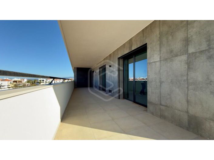 Image No.19-3 Bed Apartment for sale