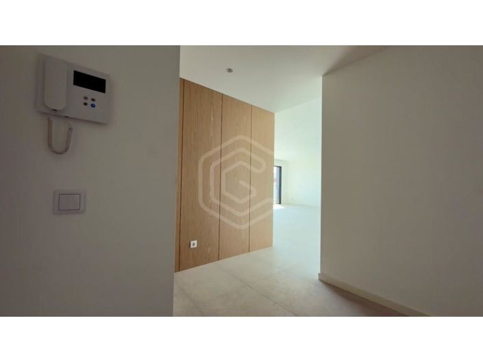 Image No.23-3 Bed Apartment for sale