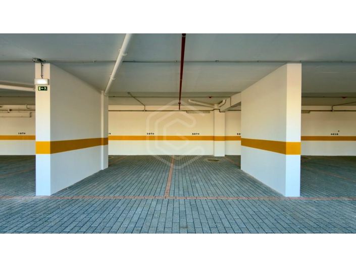 Image No.25-3 Bed Apartment for sale