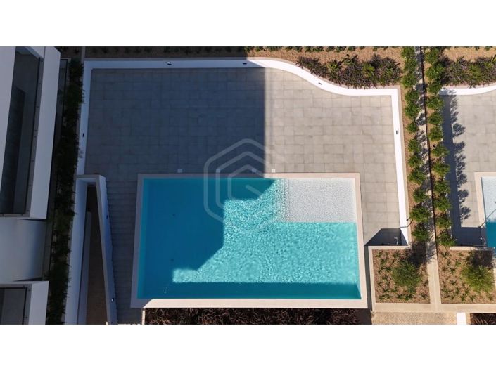 Image No.28-3 Bed Apartment for sale