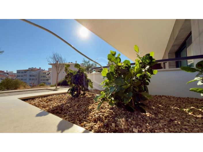 Image No.33-3 Bed Apartment for sale