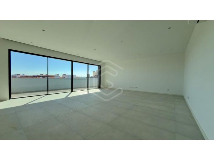 Image No.4-3 Bed Apartment for sale