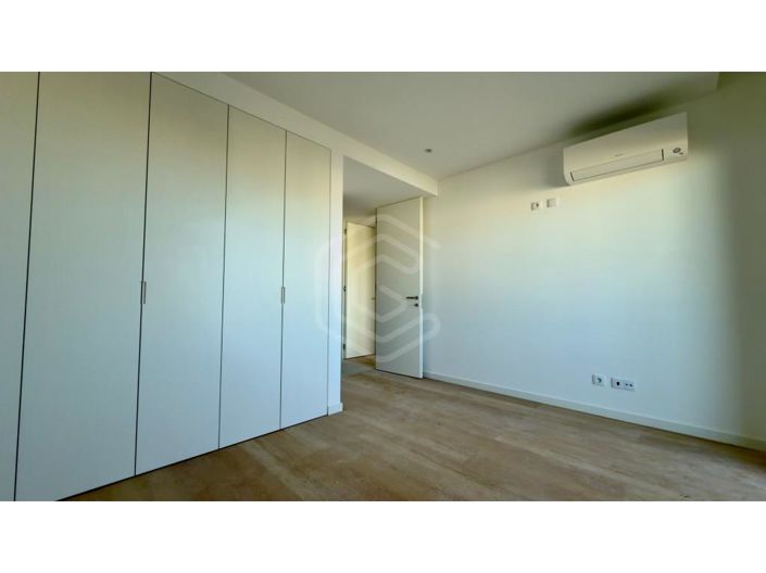 Image No.9-3 Bed Apartment for sale