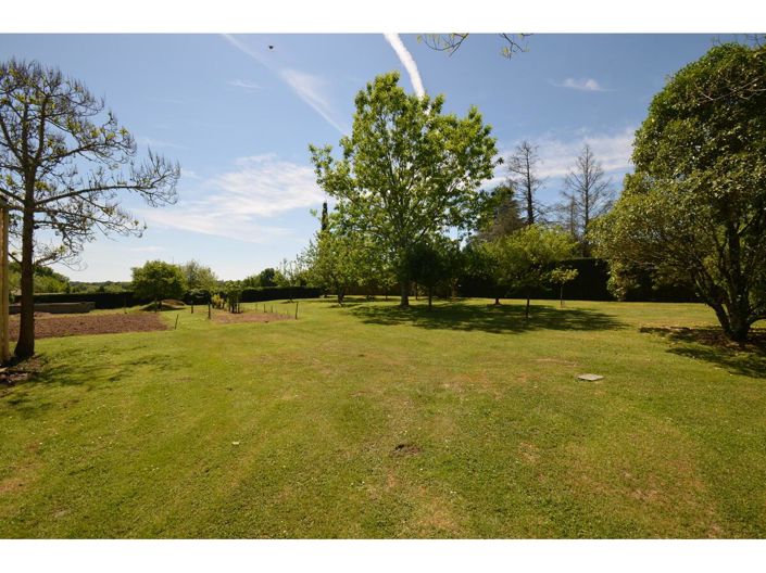 Image No.18-3 Bed House for sale