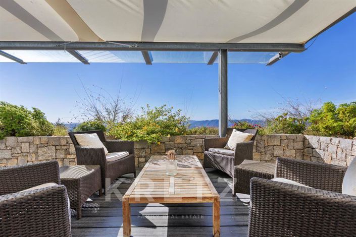 Image No.10-5 Bed House for sale