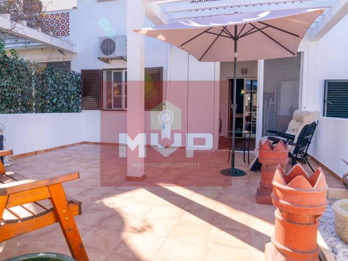 Image No.19-3 Bed House for sale