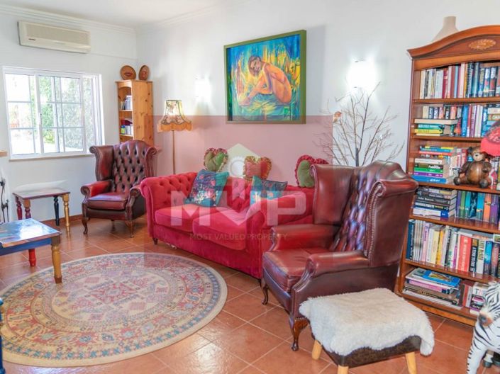 Image No.21-3 Bed House for sale