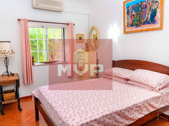 Image No.8-3 Bed House for sale