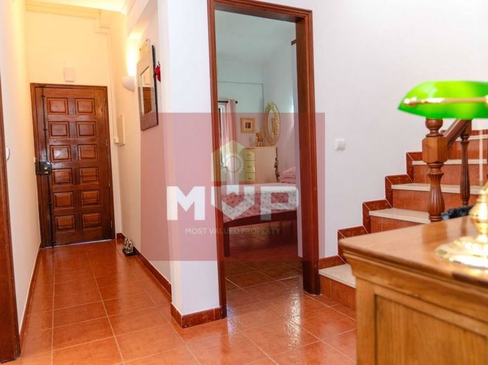 Image No.9-3 Bed House for sale