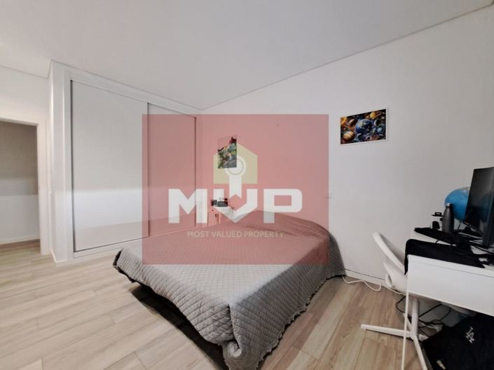 Image No.29-5 Bed House for sale