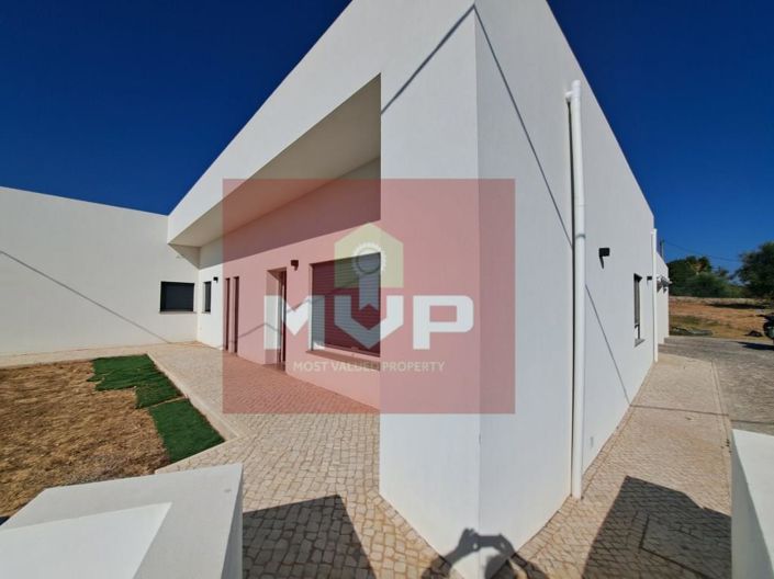 Image No.33-5 Bed House for sale