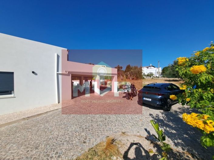 Image No.39-5 Bed House for sale