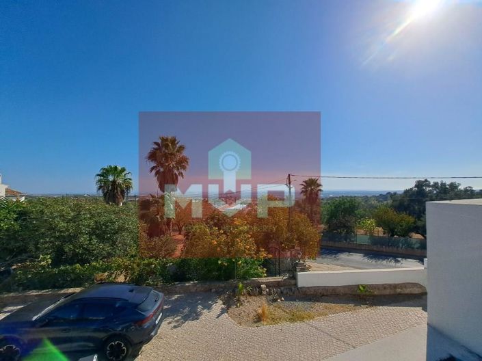 Image No.46-5 Bed House for sale