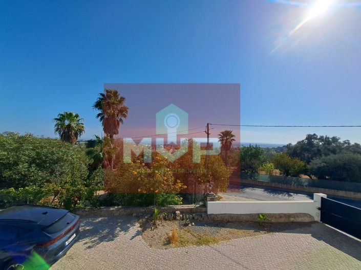 Image No.48-5 Bed House for sale