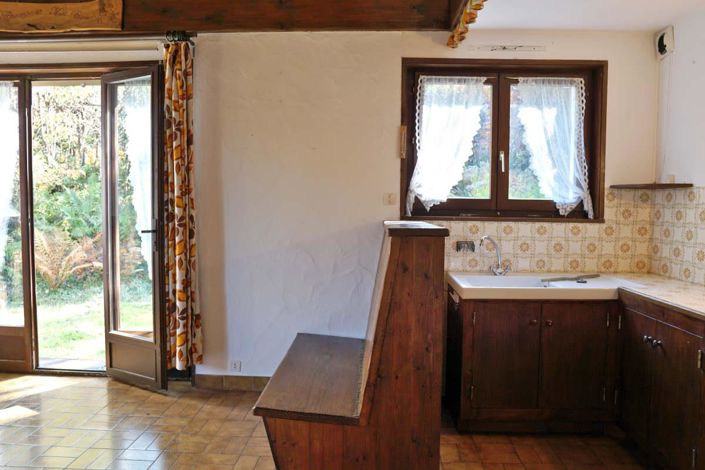 Image No.8-2 Bed House for sale