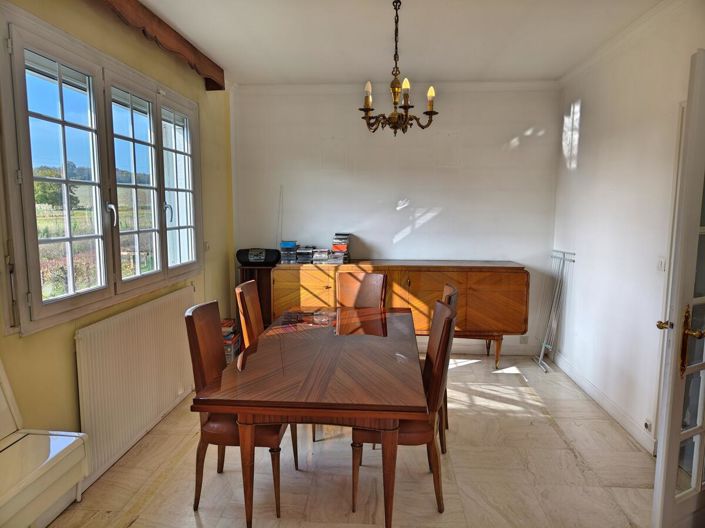 Image No.5-5 Bed House for sale