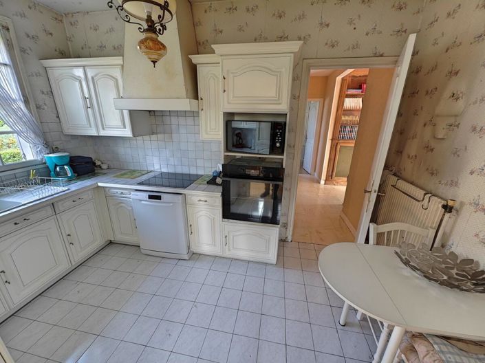 Image No.7-5 Bed House for sale