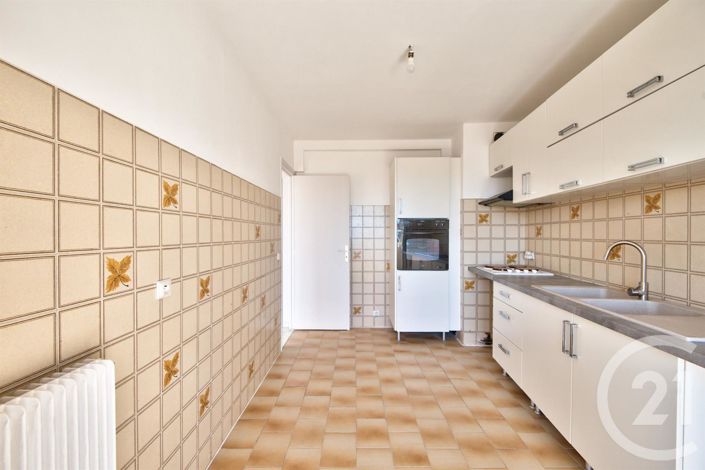 Image No.6-3 Bed Apartment for sale