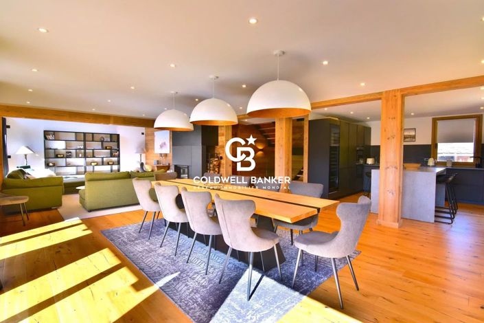 Image No.1-5 Bed House for sale