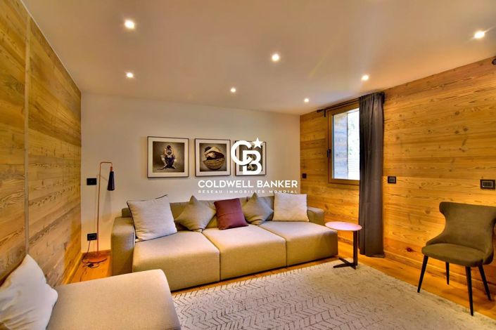 Image No.13-5 Bed House for sale