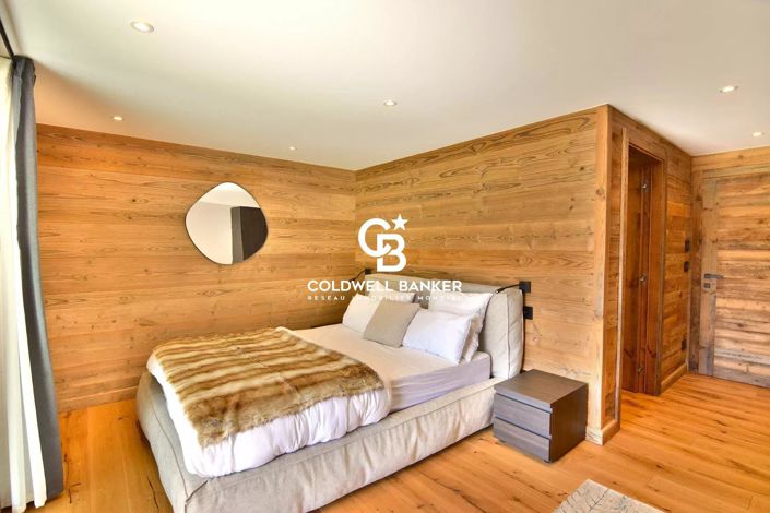 Image No.5-5 Bed House for sale