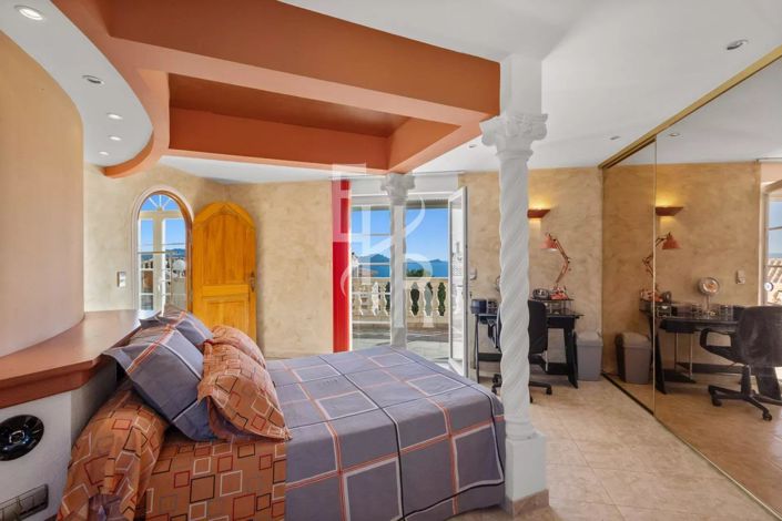 Image No.21-House for sale