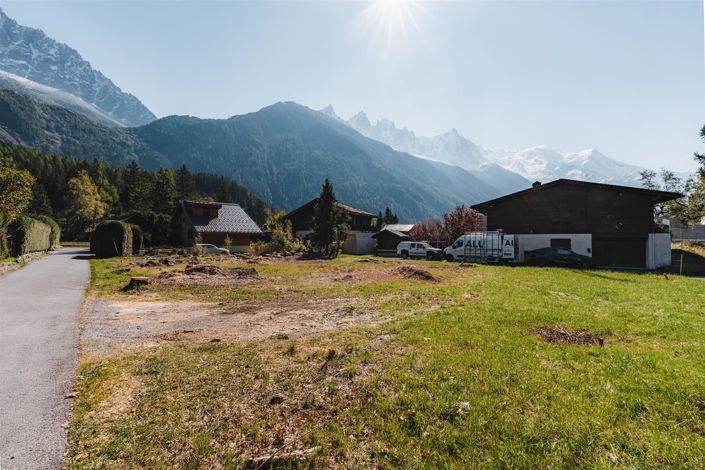 Image No.2-5 Bed House for sale