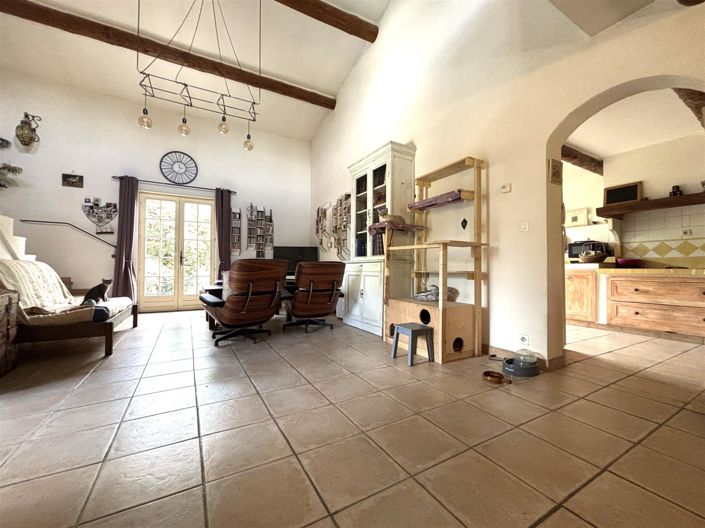 Image No.6-3 Bed House for sale