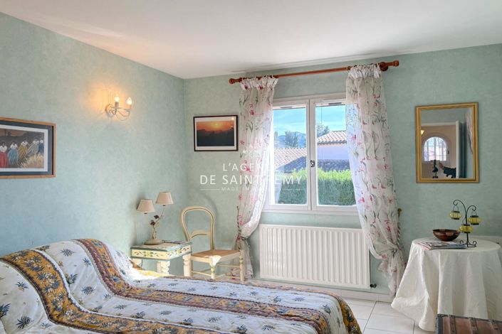 Image No.5-3 Bed House for sale