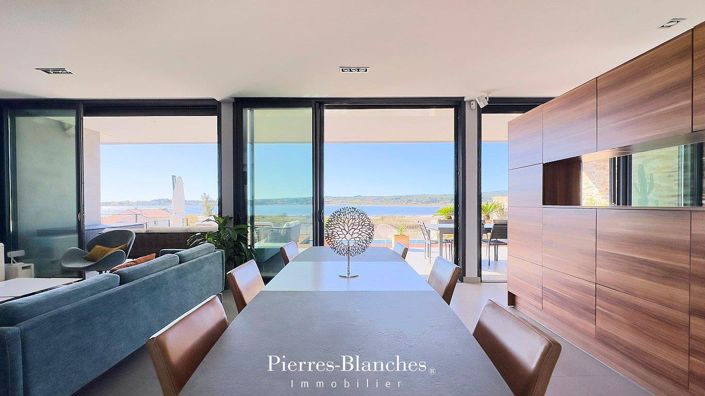 Image No.6-4 Bed House for sale