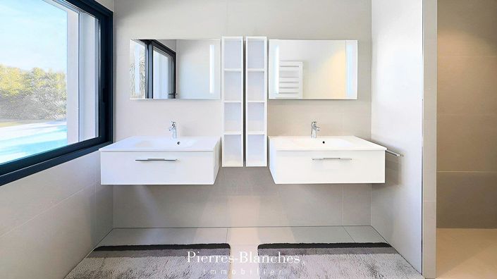 Image No.14-5 Bed House for sale