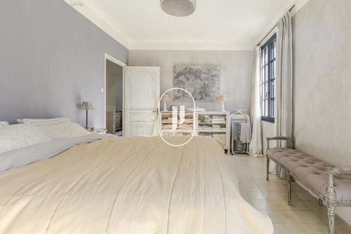 Image No.9-4 Bed House for sale