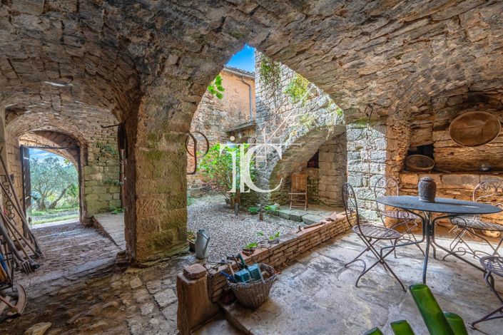 Image No.11-4 Bed House for sale