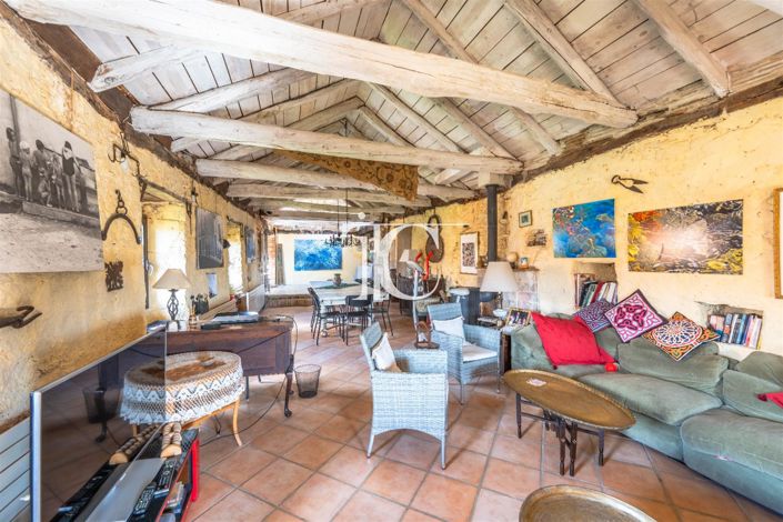 Image No.5-4 Bed House for sale